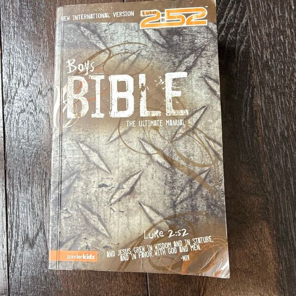 NIV Boys Bible the ultimate manual Zonder kids 2002 church study Sunday school t - Picture 1 of 5